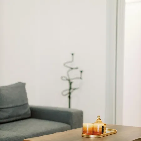 Beachwalk Apartment *