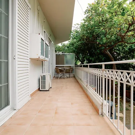 Beachwalk Apartment